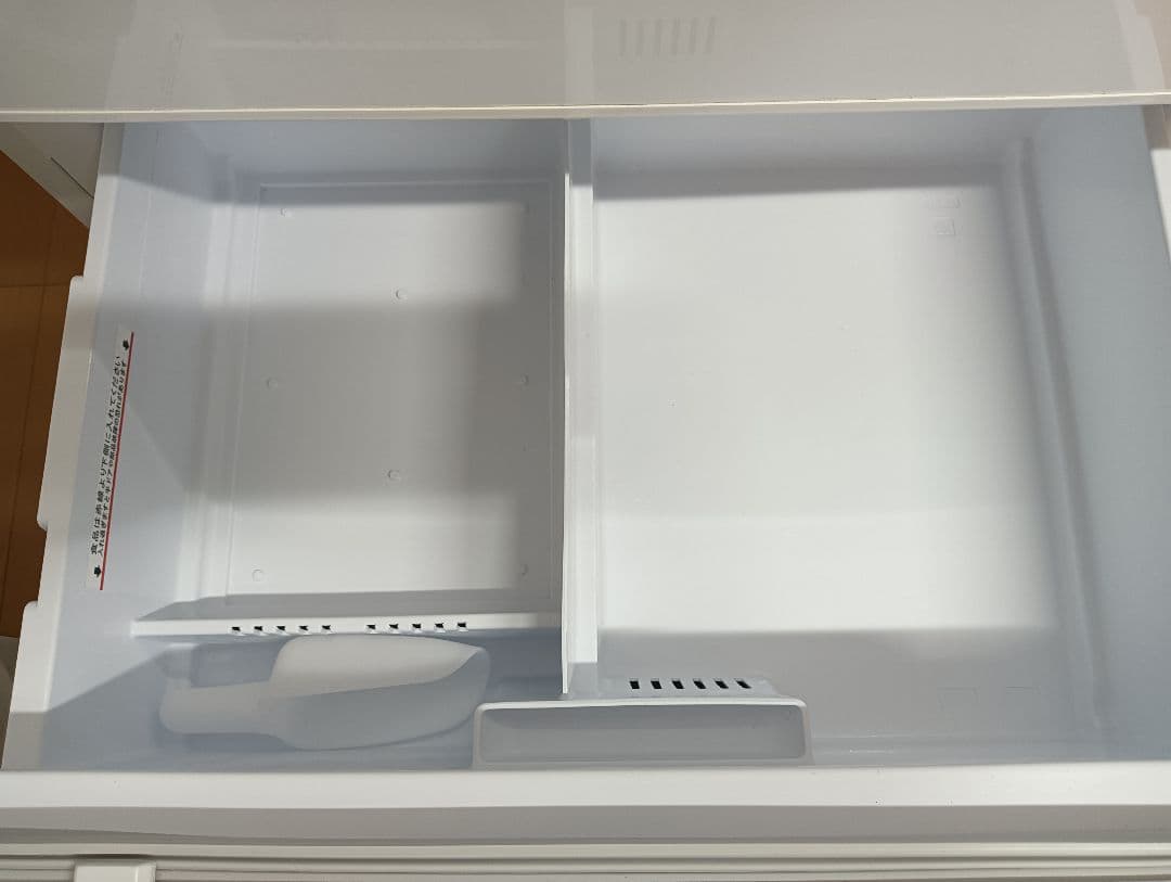 三菱電機　冷蔵庫 MR-C33G-W