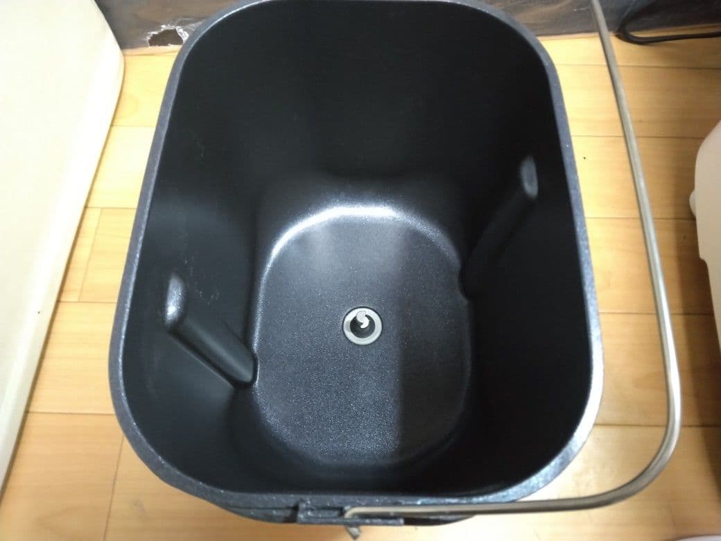 パナソニック SD-BMT2000 ホームベーカリー 2022年製