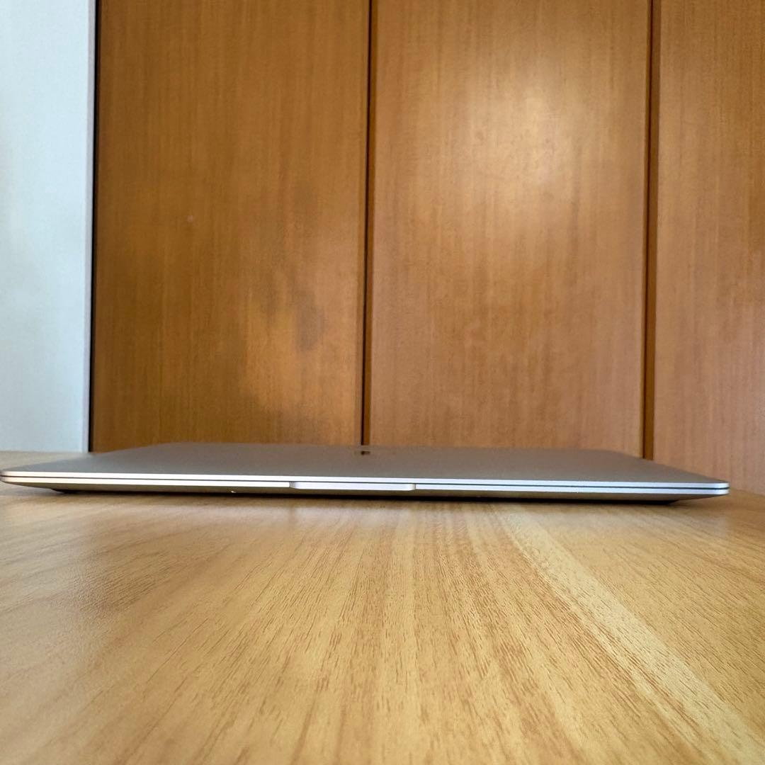 Apple MacBook Air M1 8GB 256GB スペースグレイ