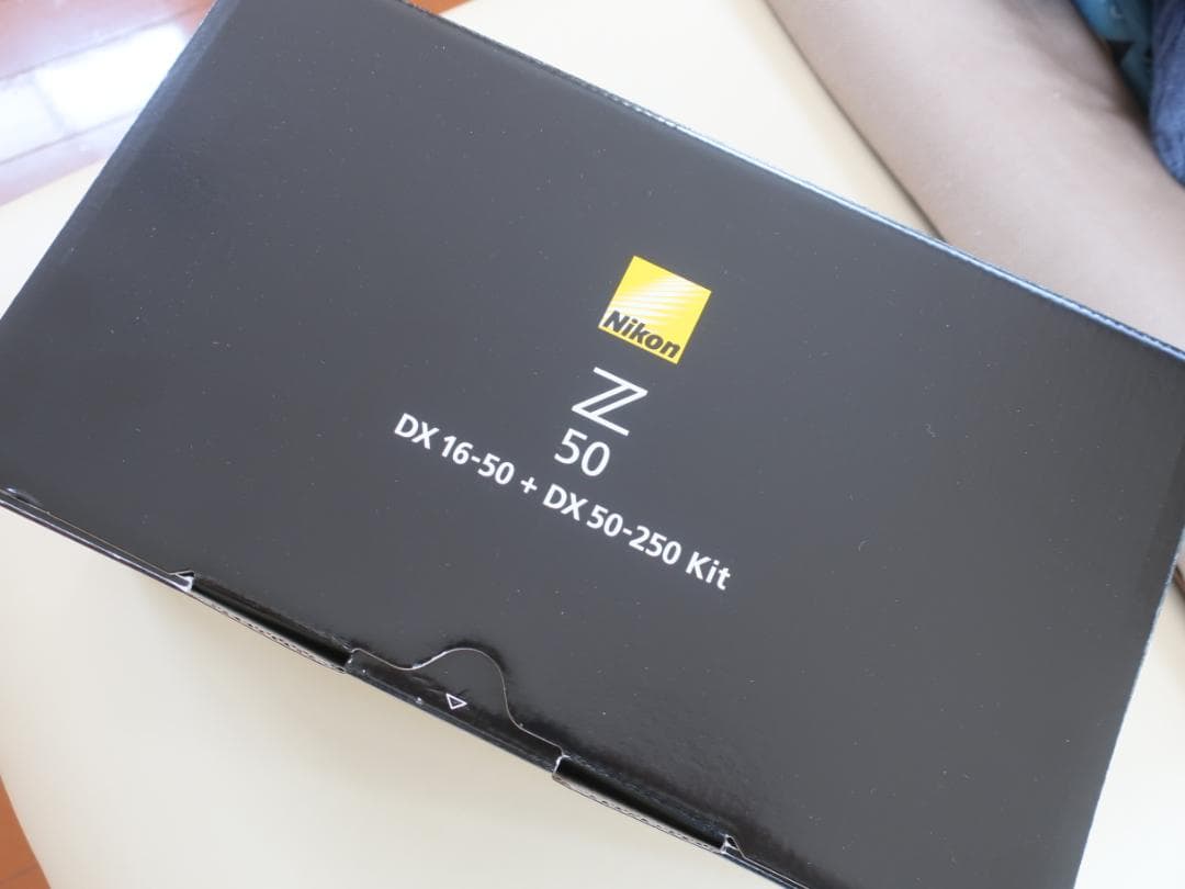 ニコン　Nikon Z50 ボディ　交渉OK　ショット数極少！　おまけつき