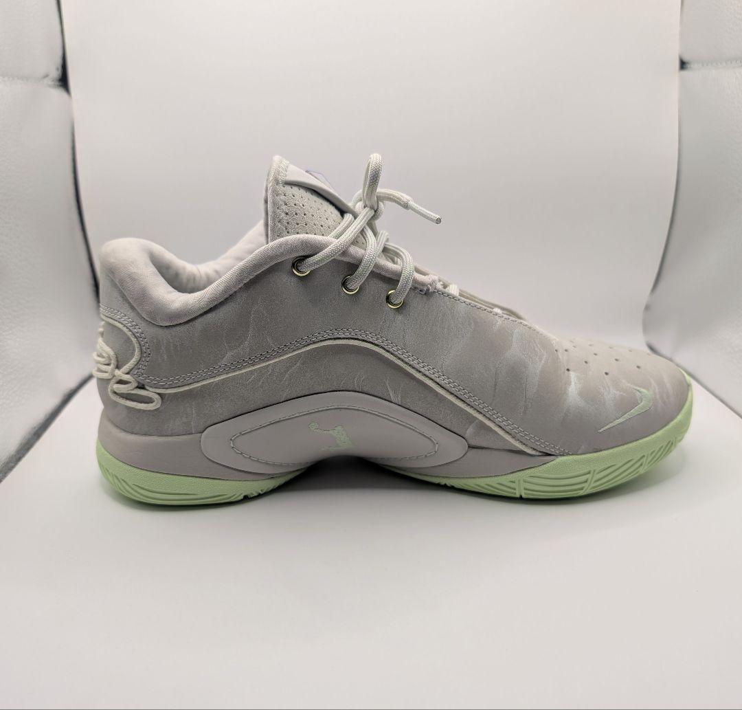 Nike レブロン22