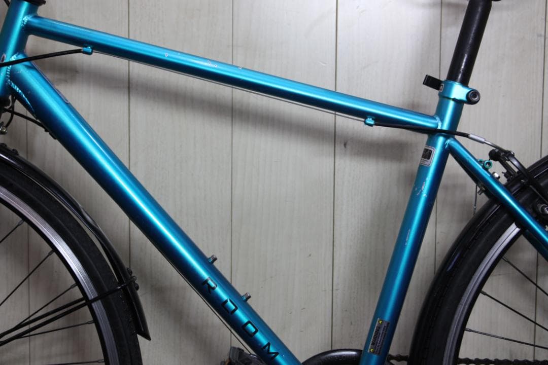 ルームROOM 700C シマノ6速 460mm AUTO LED仕様 クロス