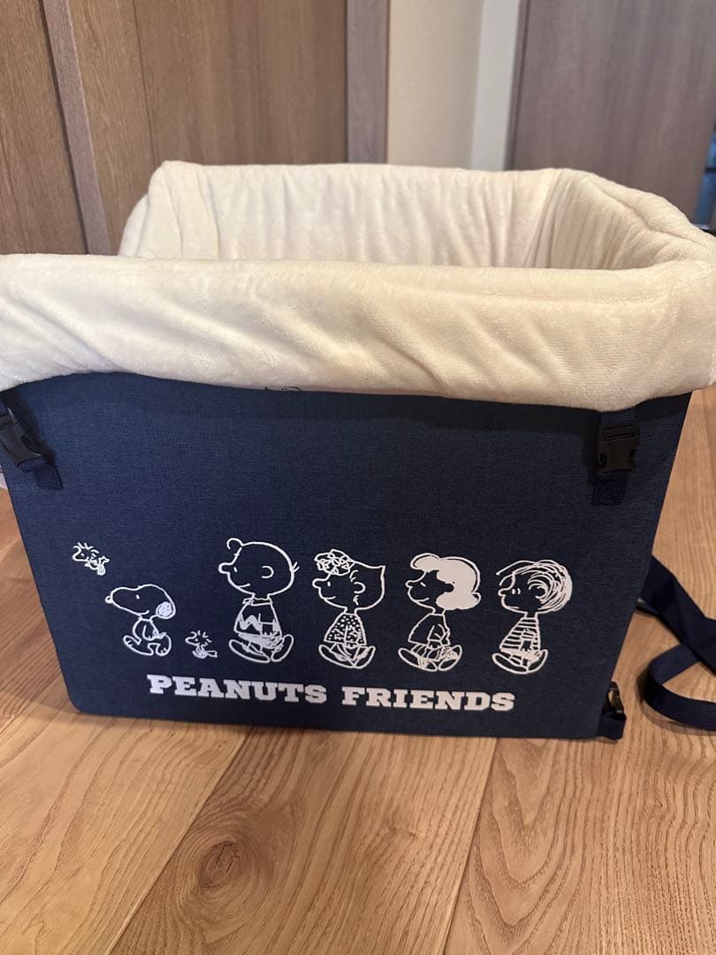 50周年限定スヌーピー 犬用ドライブベッド リード付き
