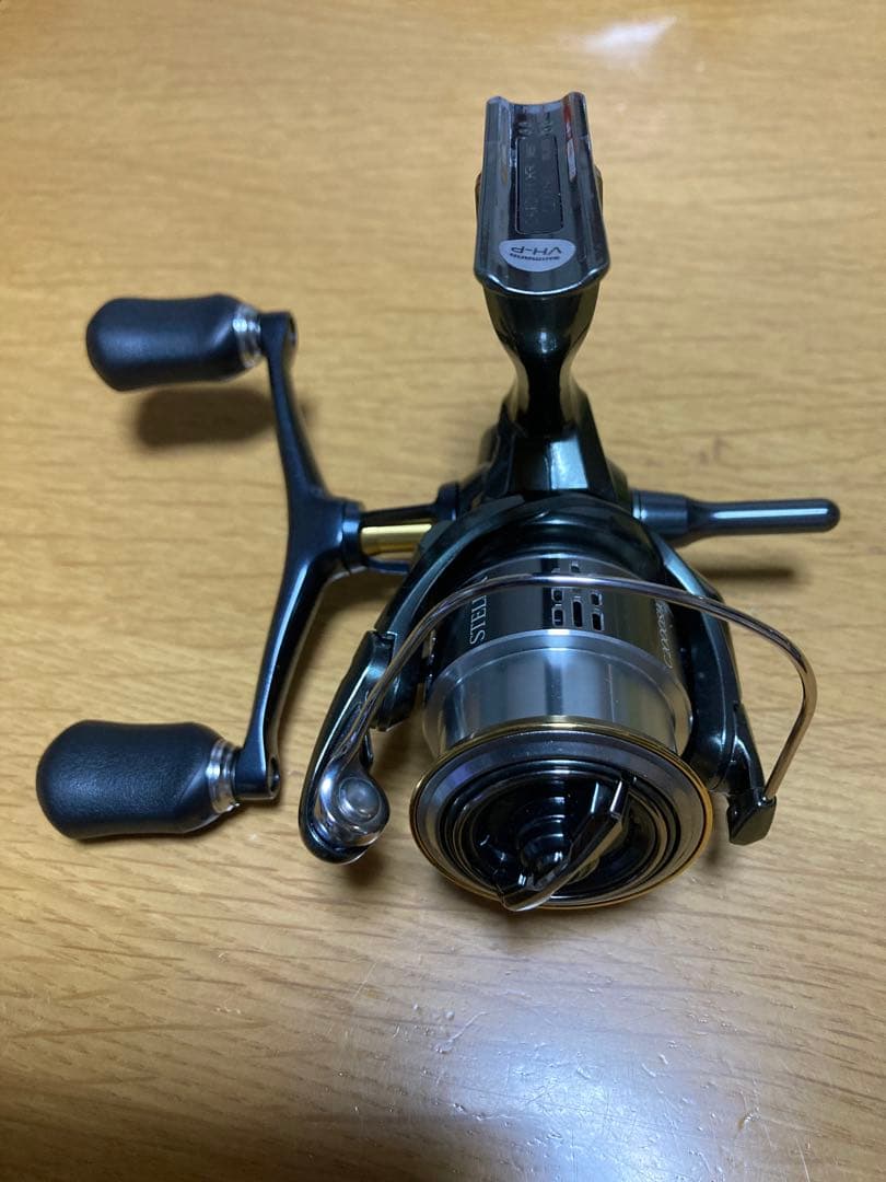 23カーディフXR C2000SHG 18ステラスプールハンドル