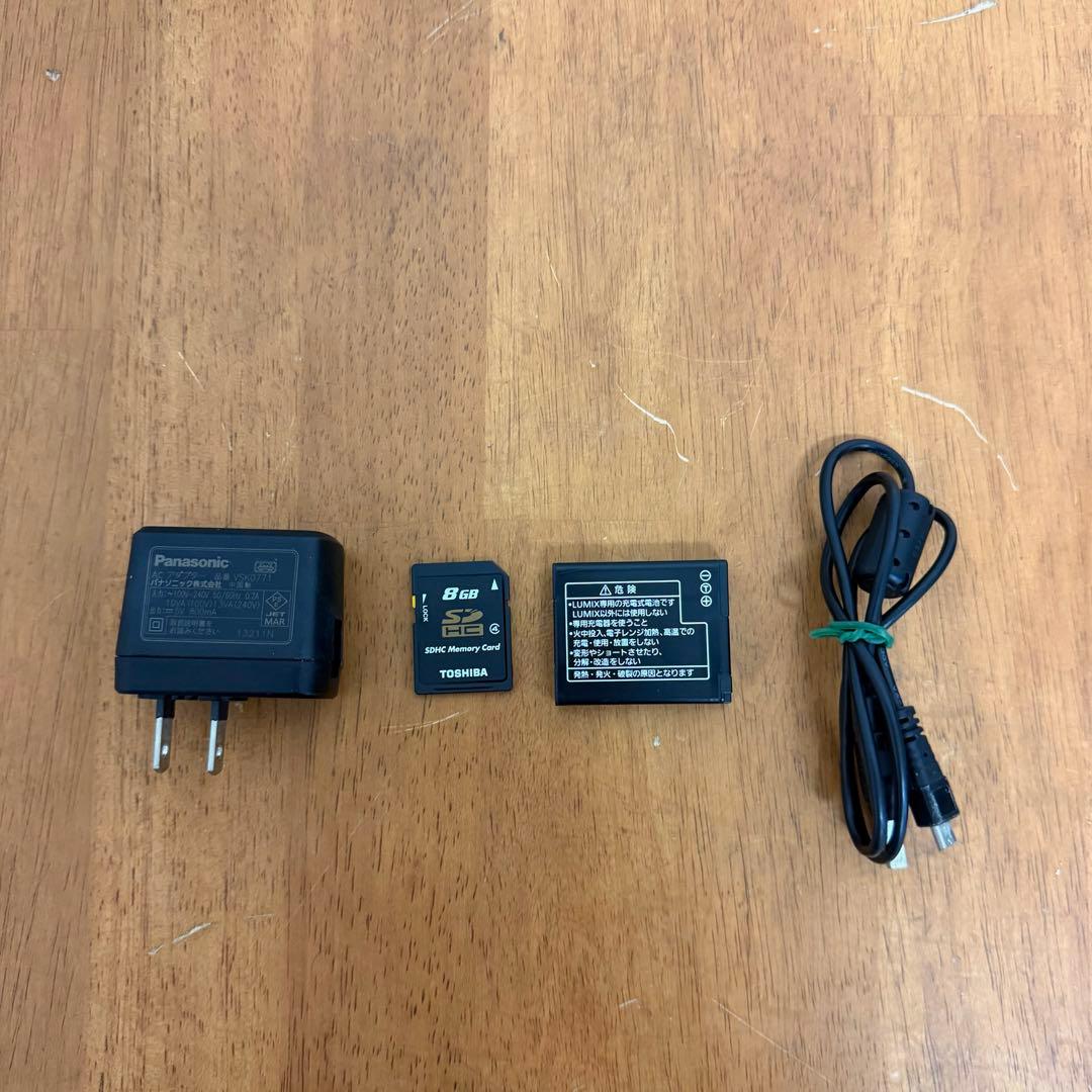 ● 極美品 パナソニック Panasonic LUMIX DMC-TZ40