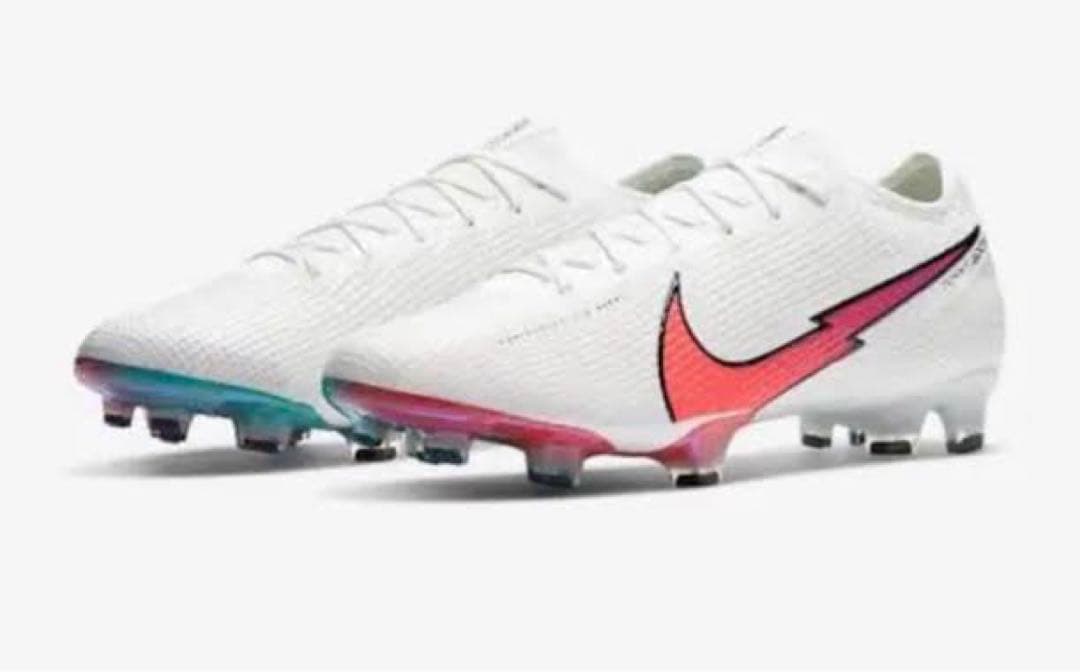 サッカースパイク 27cm