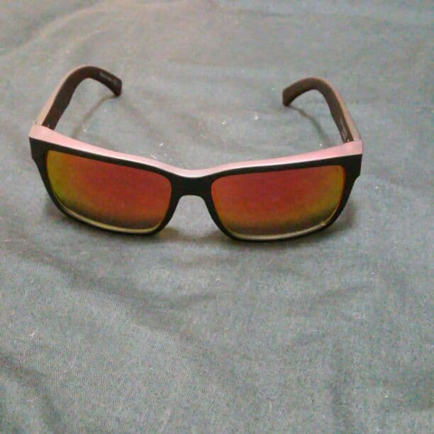 VONZIPPER　サングラス