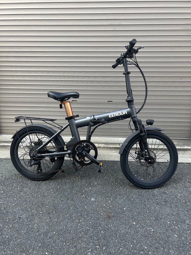 人気のEENOUR C4電動アシスト自転車　折りたたみ　JK 女子高生　大阪