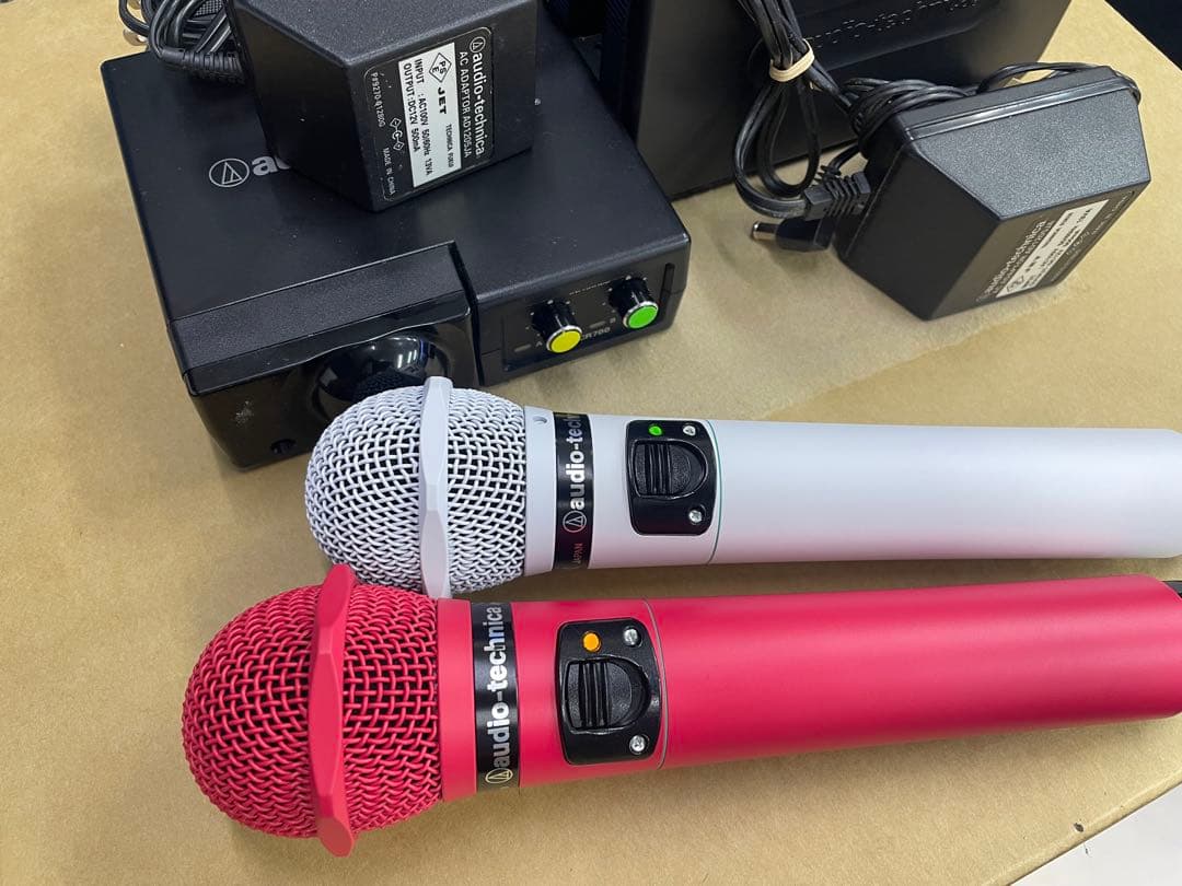 audio-technica ワイヤレスマイクセット 白、ピンク極上！