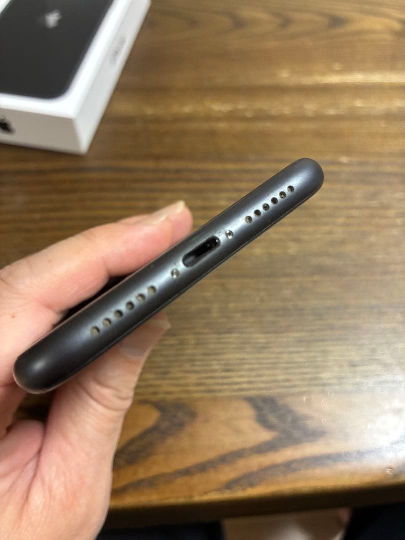 iphone11 ブラック　64GB