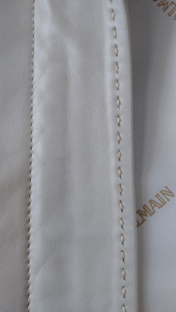 BALMAIN PARIS 羊革 白系 ジャケット ライダース