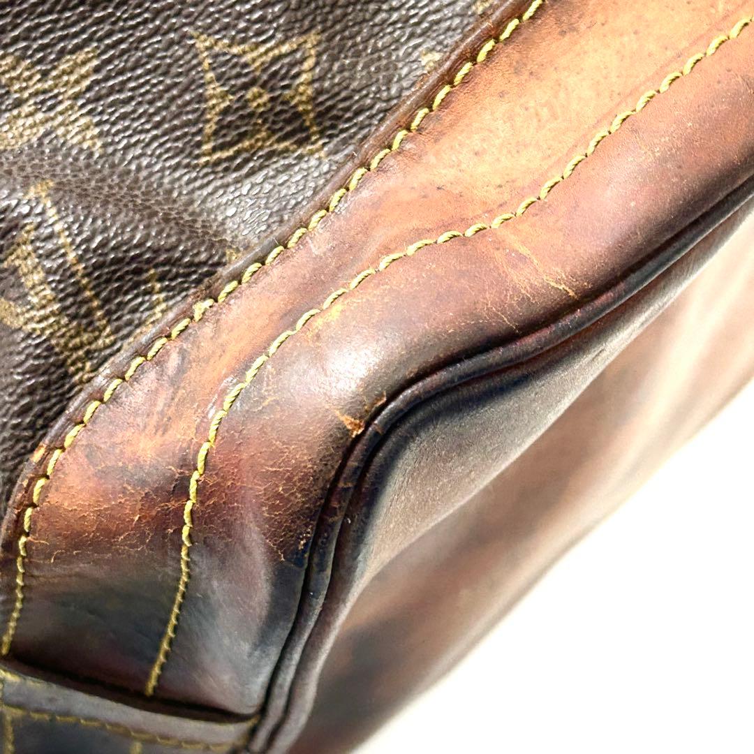 ルイヴィトン　モノグラム　バケット　ショルダーバッグ