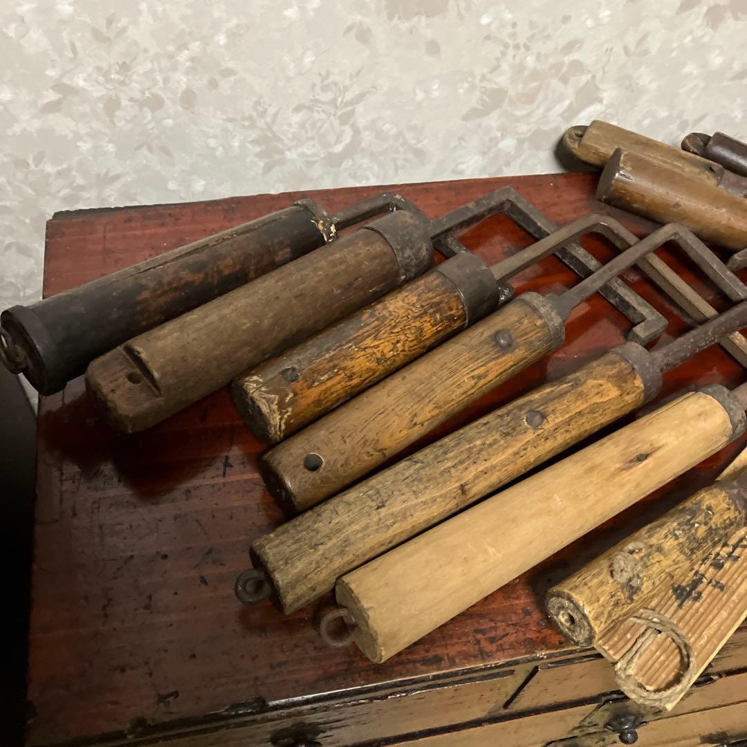 古い蔵戸の「落とし鍵」各種１０点