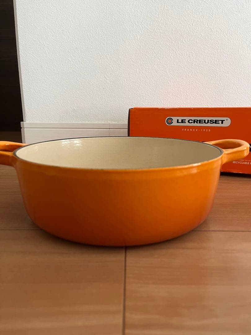 ル・クルーゼ ココット・ロンド 両手鍋 オレンジ 22cm