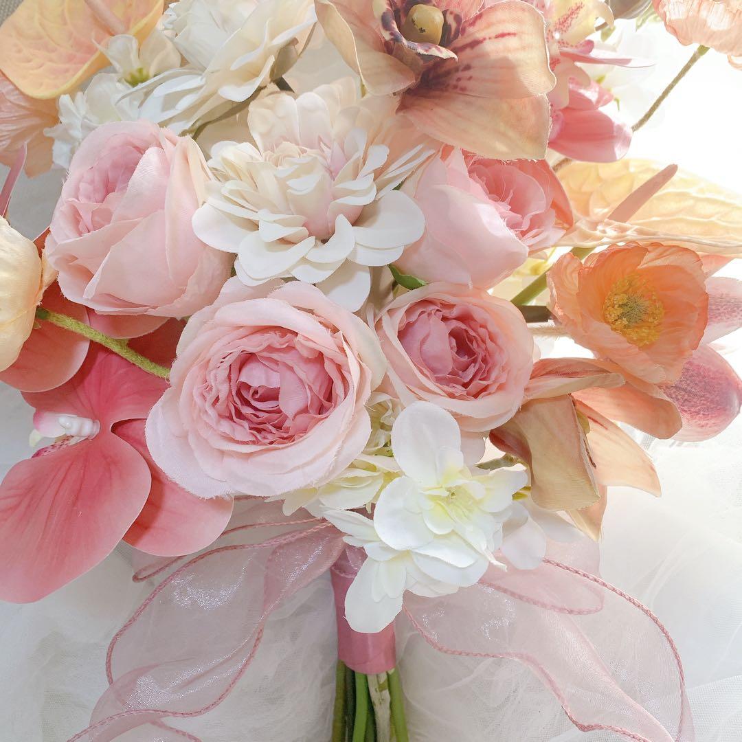 ヘッドパーツプレゼント ウエディング アーティフィシャルフラワー　クラッチブーケ