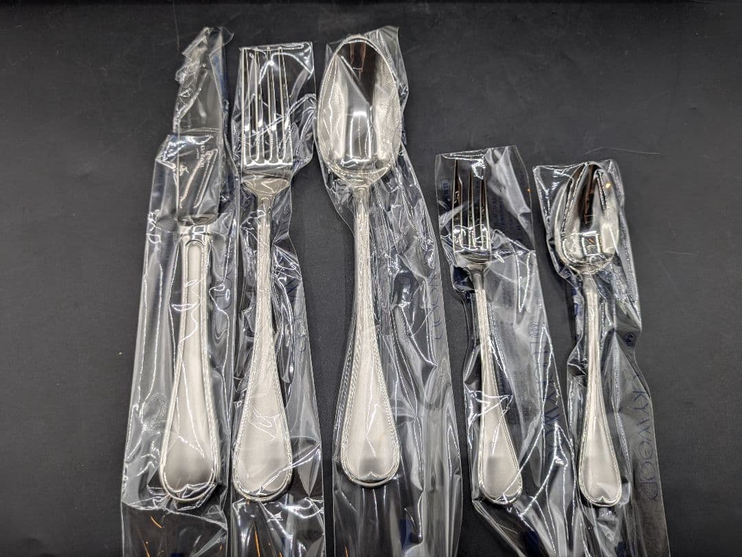 B【未使用品】LUCKYWOOD カトラリーセット 計25本 ステンレス