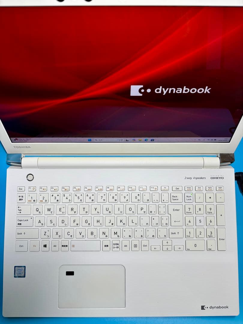 東芝 dynabook AZ65/GW i7-8550U SSD 2TB 32G