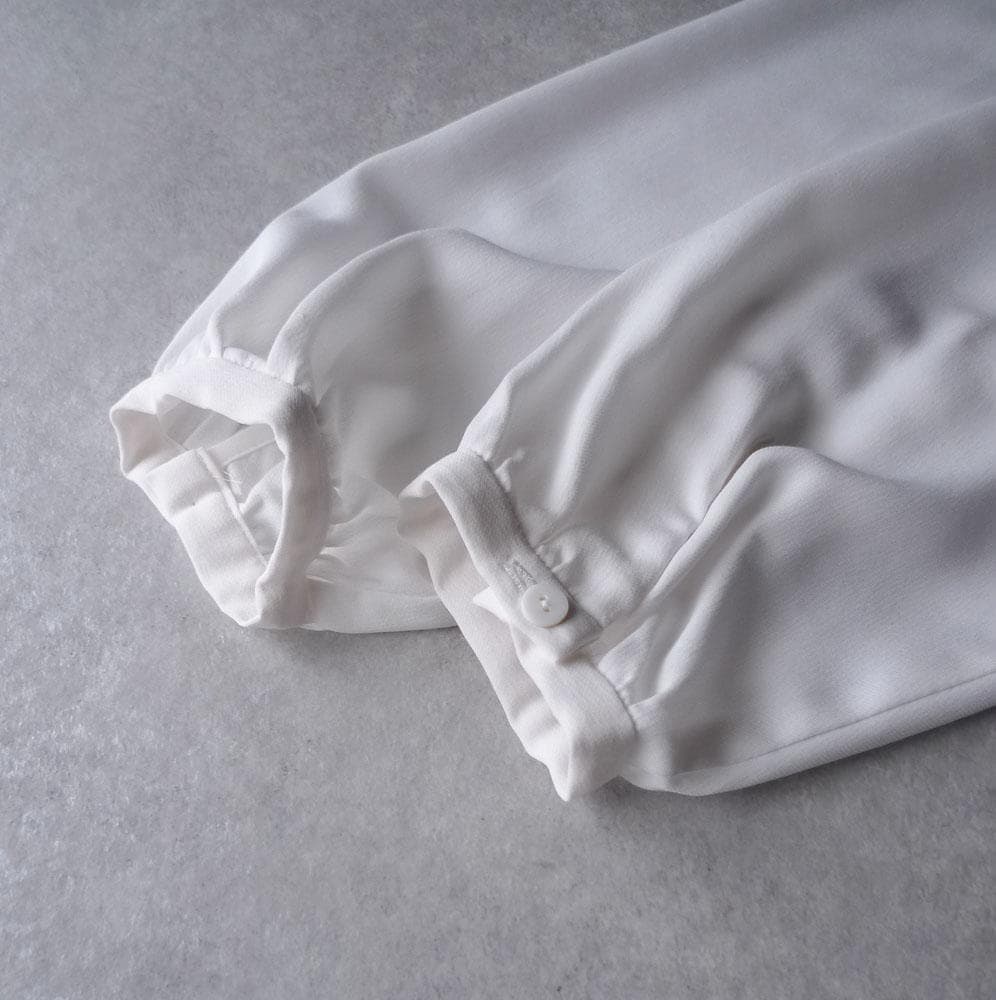 美品 ユナイテッドアローズ TOKYO 2万円 フロントフリルのブラウス 351