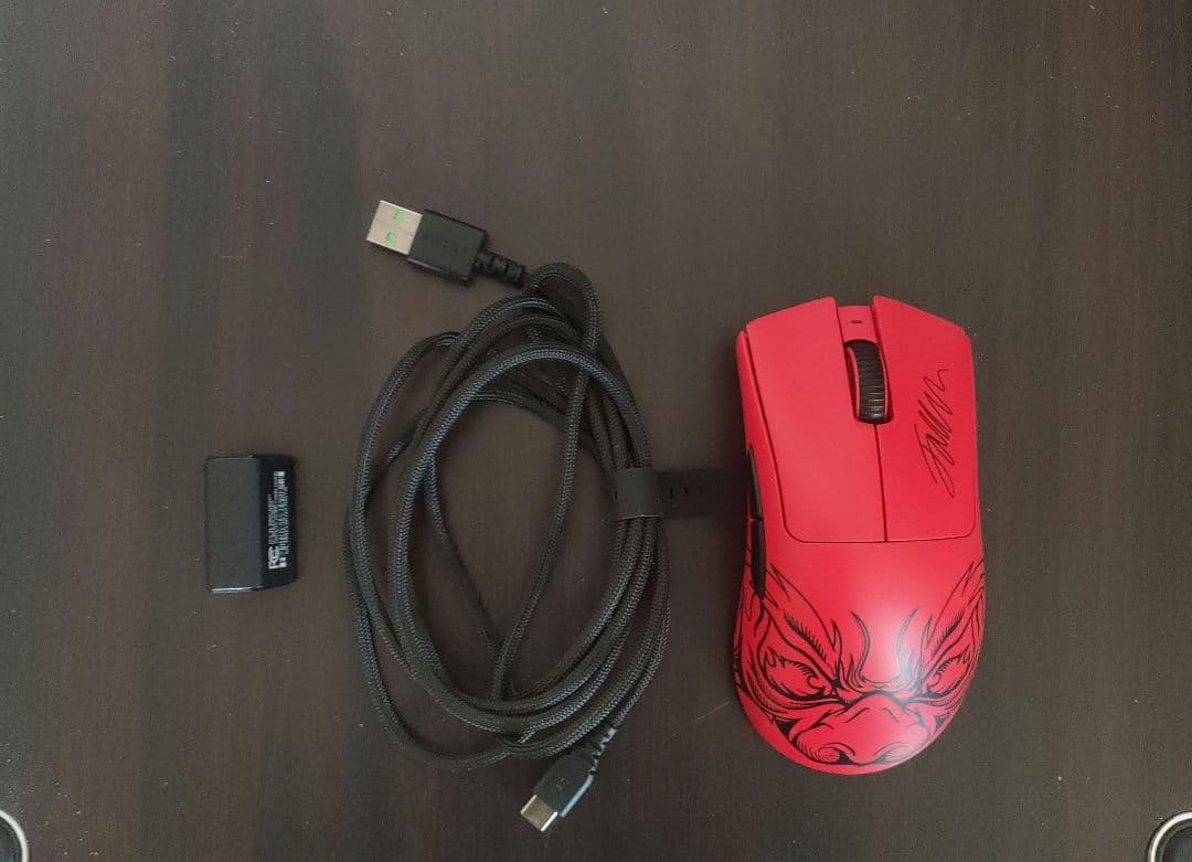 DeathAdder V3 Pro Faker Edition 8Kドングル付属