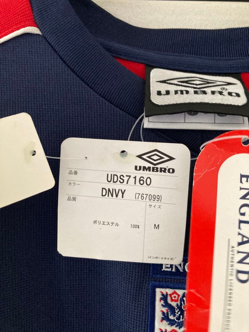☆新品☆送料無料☆UMBRO(アンブロ)イングランド代表トレーニングウェア☆