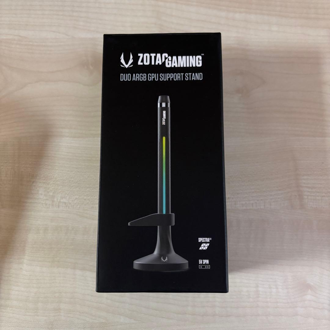 ZOTAC RTX 4090 AMP EXTREME AIROサポートステイ付き