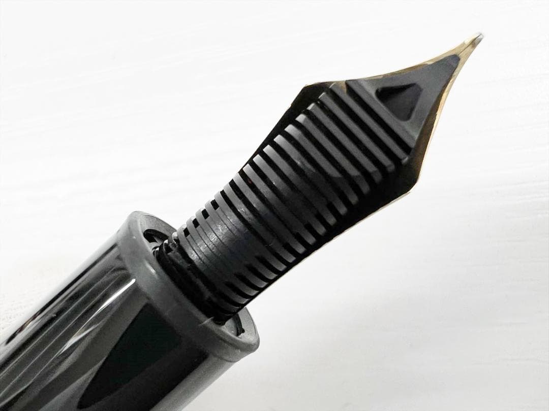 美品　モンブラン　マイスターシュテック　149　万年筆　黒　ゴールド　18K