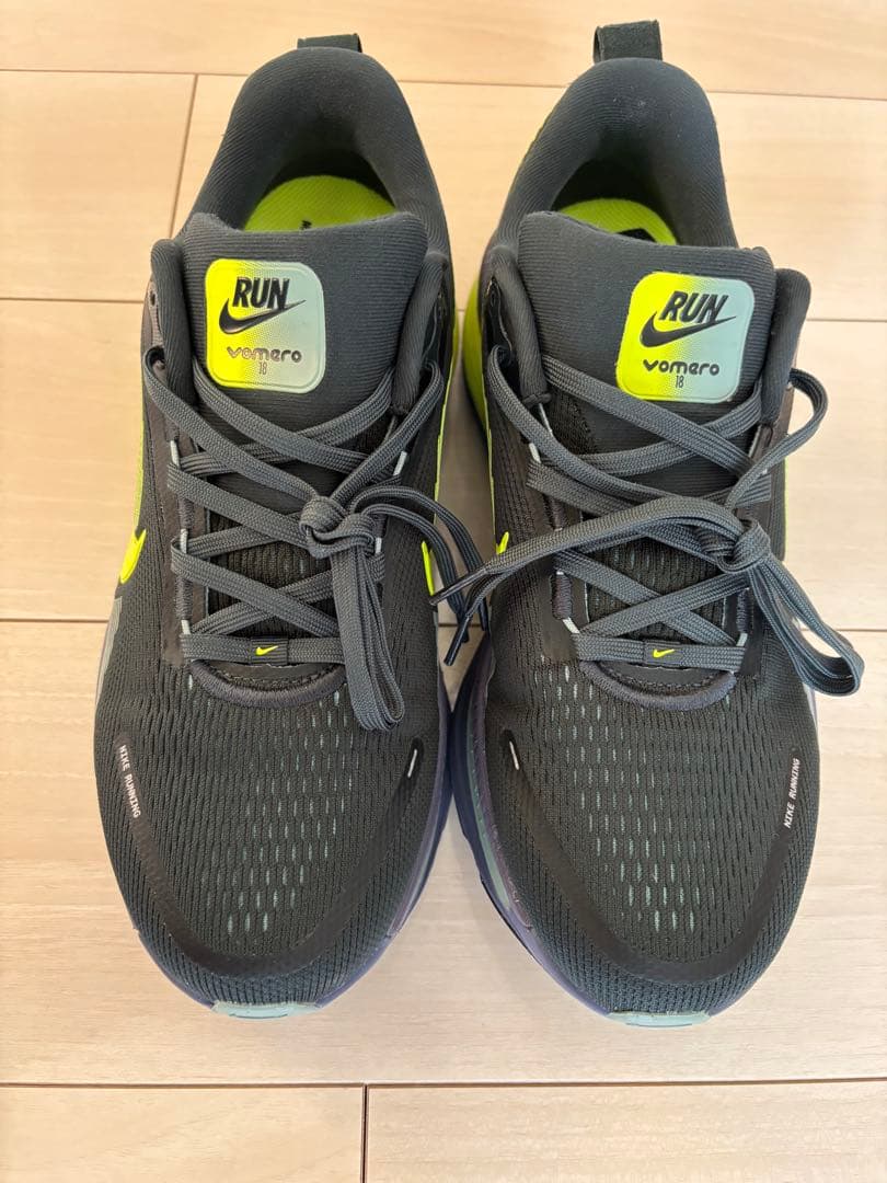 nike ボメロ18