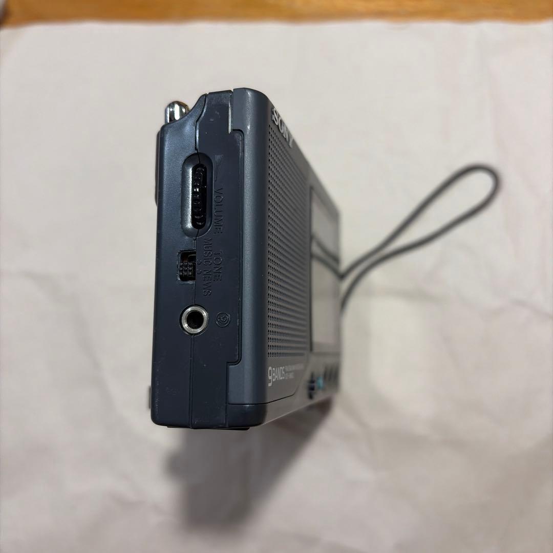 FM/SW/MW バンドレシーバー (ICF-SW22)