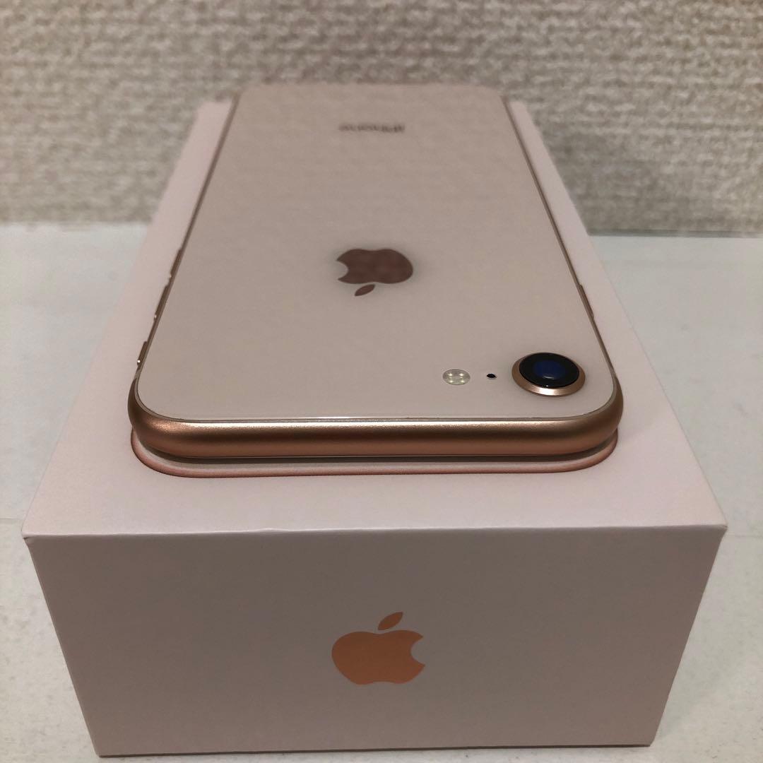 超美品 Apple iPhone 8 ゴールド 本体 SIMロック解除済み