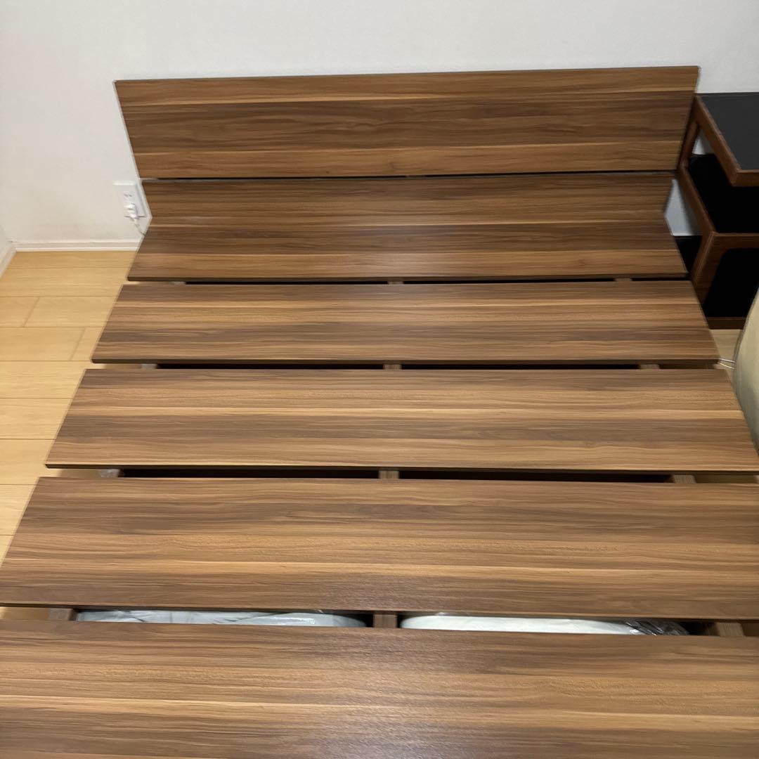 指値教えてください30日削除LOWYA 木目調ダブルベッドフレームヘッドボード付