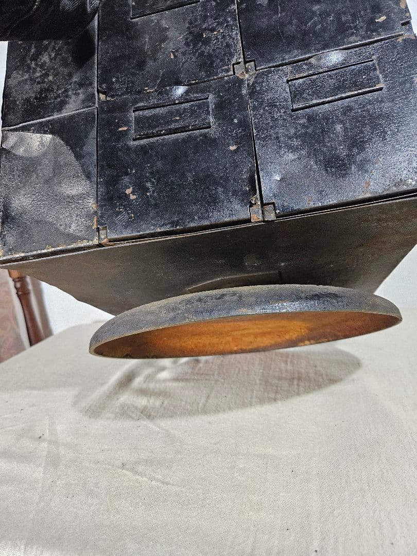 USヴィンテージ アイアンのロータリーボックス インダストリアル パーツケース