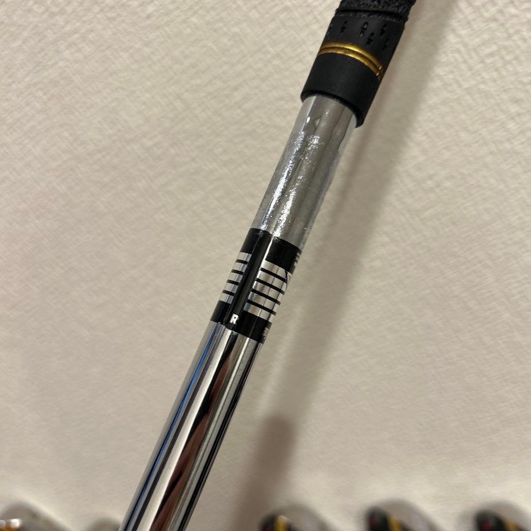 美品DAIWA13本アドバイザー　ロイヤルX　メンズ R ゴルフセット