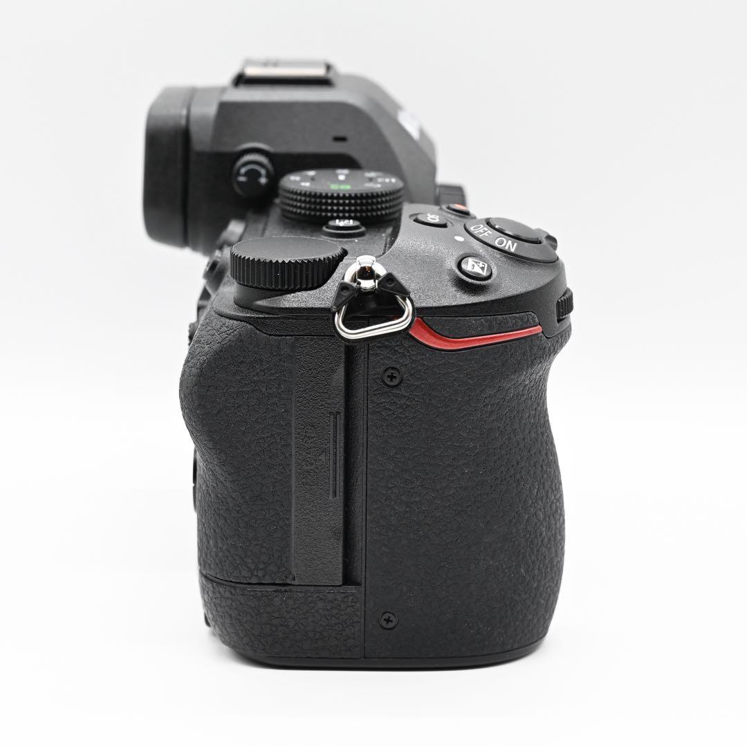 ※今月末までの出品【シャッター1633枚】極美品 Nikon Z5II ボディ