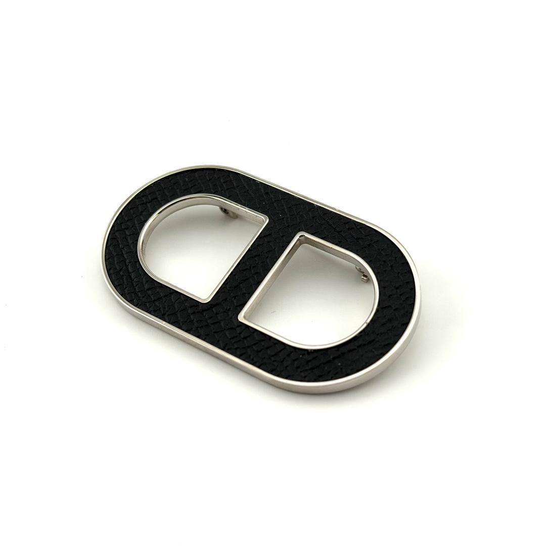 極美品 エルメス ブローチ シェーヌダンクル レザー 黒 ブラック 銀 シルバー