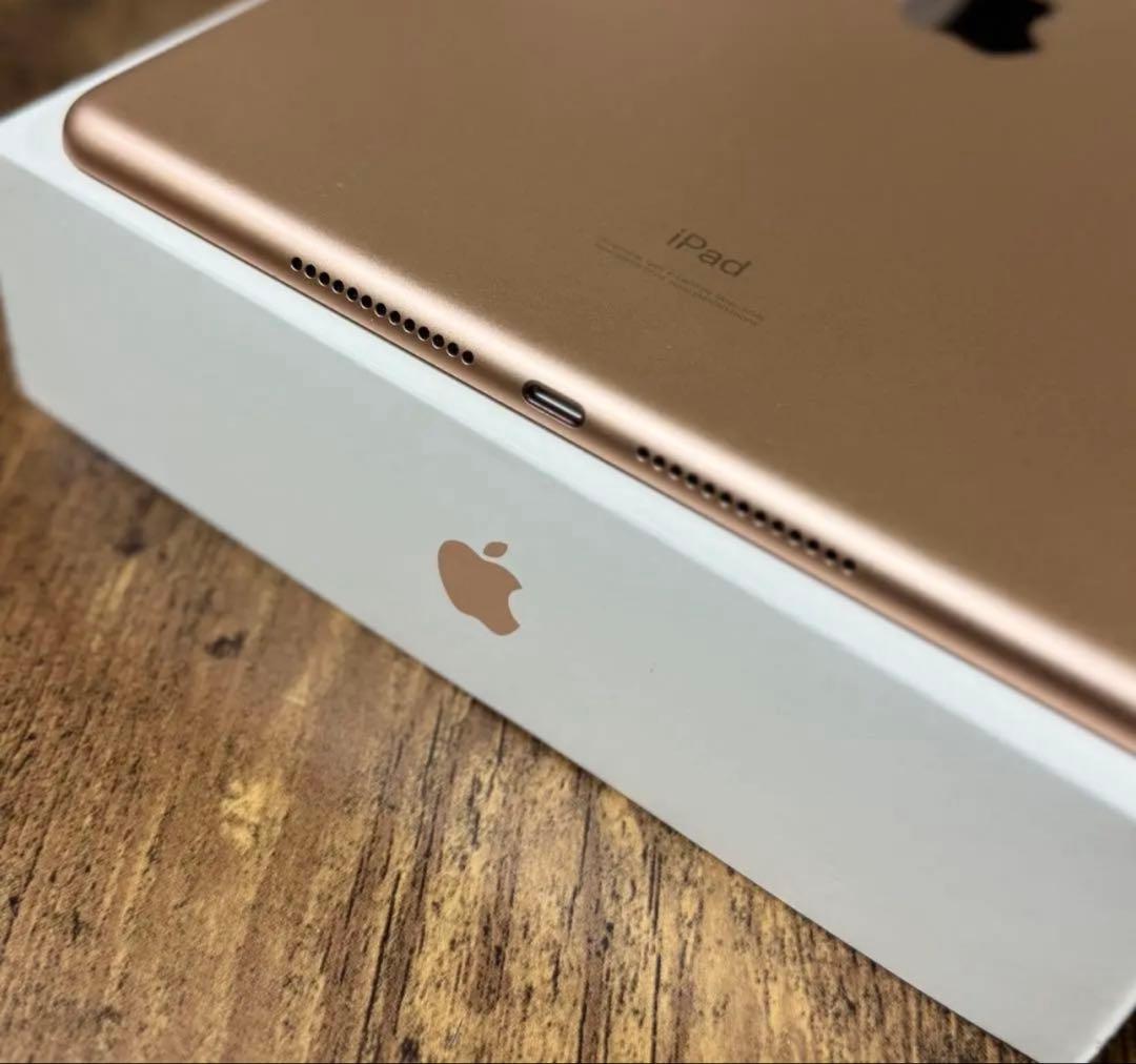 iPad 第７世代 WiFi+Cellular モデル 32GB Gold