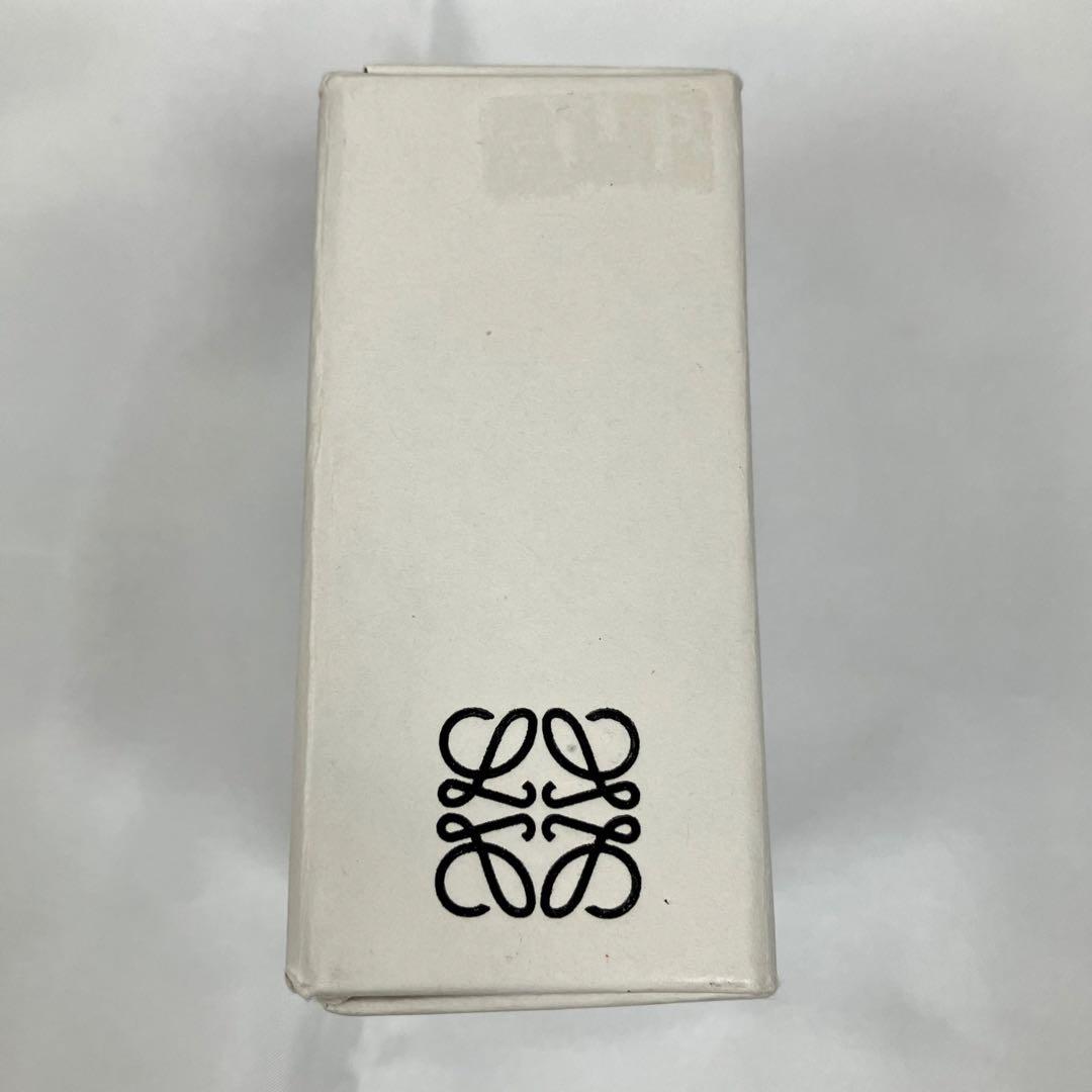 ロエベ アナグラム ブローチ シルバー色 中古良品