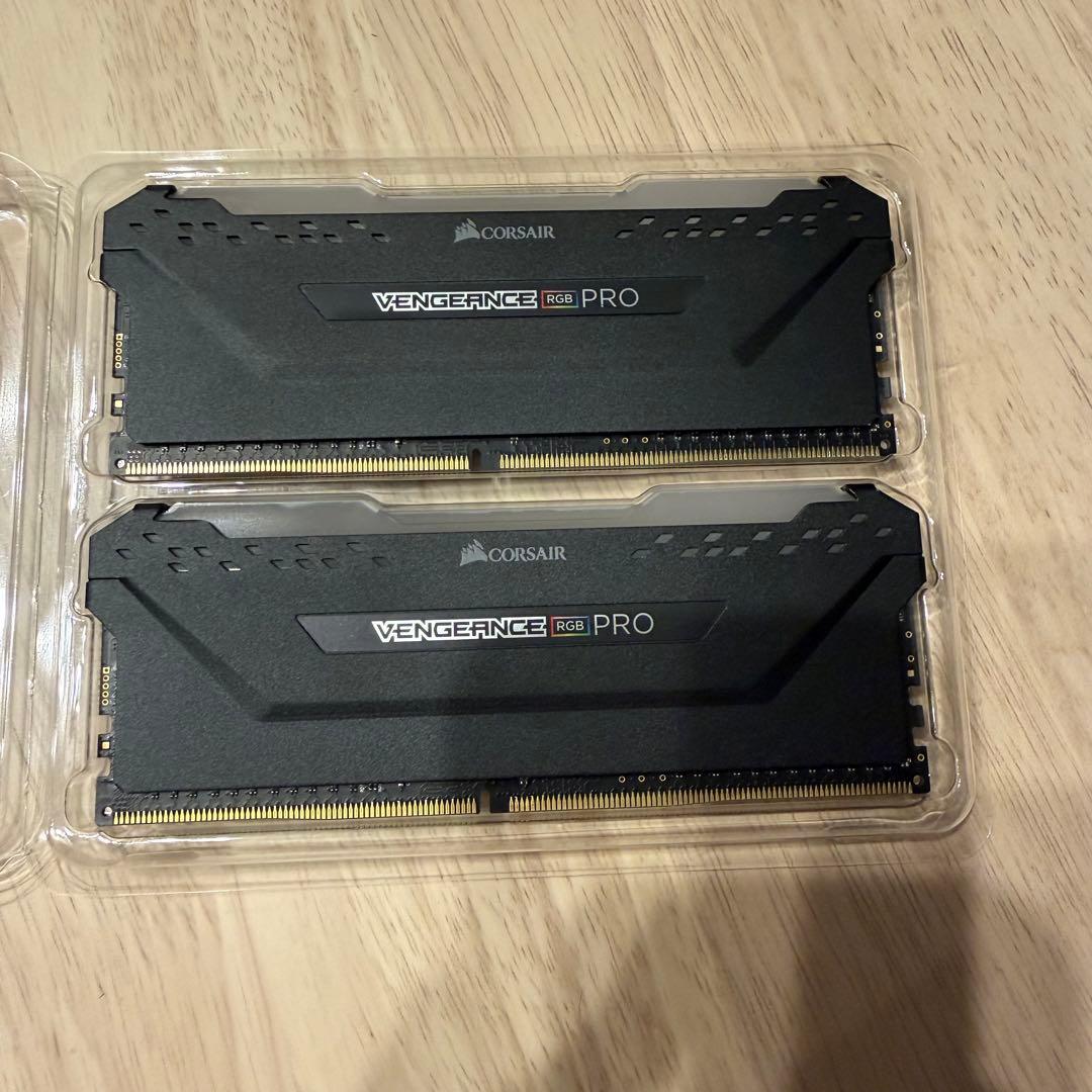 凪*様 【箱付き】Corsair VENGEANCE RGB 16GB(8GB
