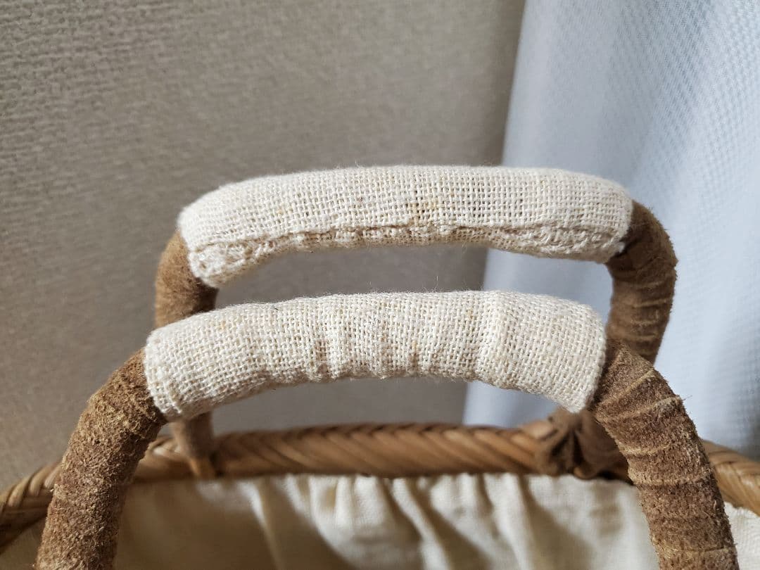 【藤籠バッグ】ハンドメイド バックスキン 革 麻生地 チャーム