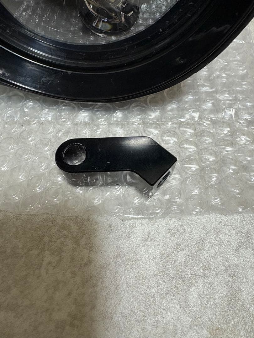 5.75インチ　LED バレットヘッドライト　ハーレー　砲弾型ヘッドライト