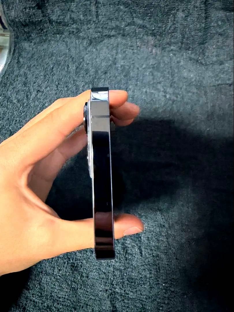 Apple iPhone 13 Pro シルバー