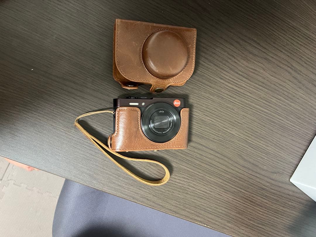 Leica C typ112 ダークレッド ライカ コンパクトデジタルカメラ