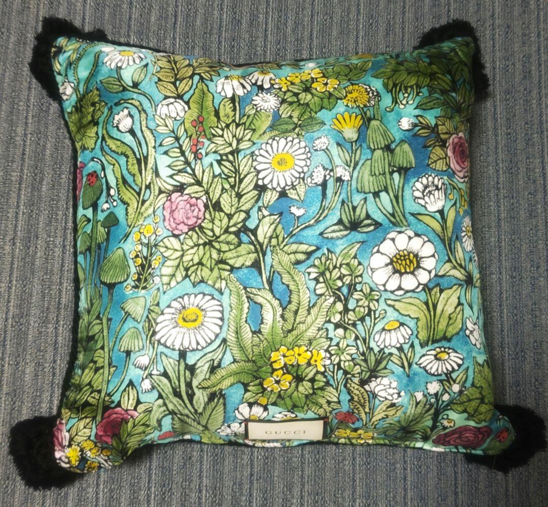 【激レア】GUCCI ＆ ヒグチユウコ グッチ モアレ＆シルク クッション