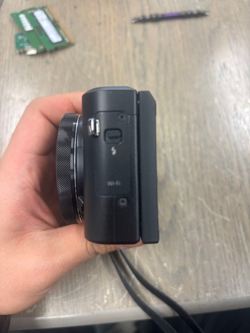 ジャンク品　Canon PowerShot G7 X