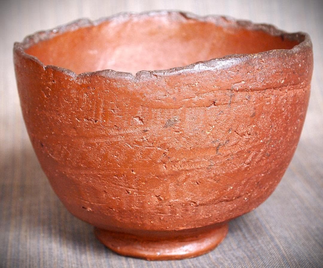 希少作★前嶋　五一郎【義弟：原田拾六】★備前〈手び練り）茶碗★緋色