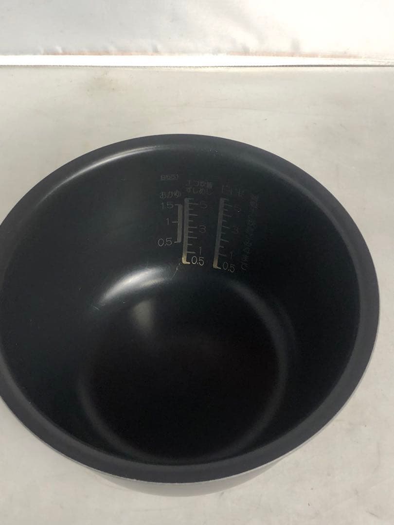 象印　IH炊飯ジャー　NW-SA10 2019年製　ブラック　OU082908