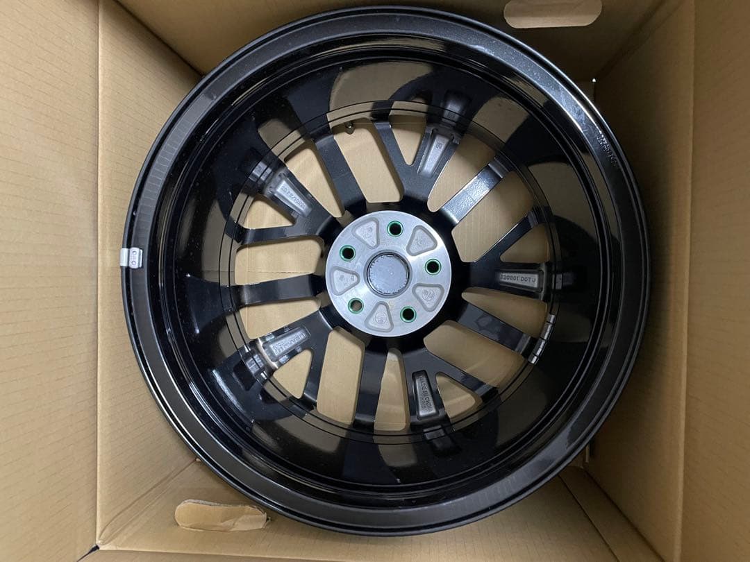 【新車外し】WRX S4 STI ブラック 18インチホイール