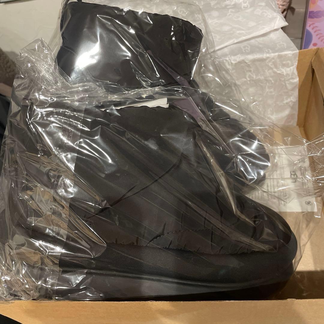 uggブーツ　CLASSICMAXIMINI 黒　25cm 美品