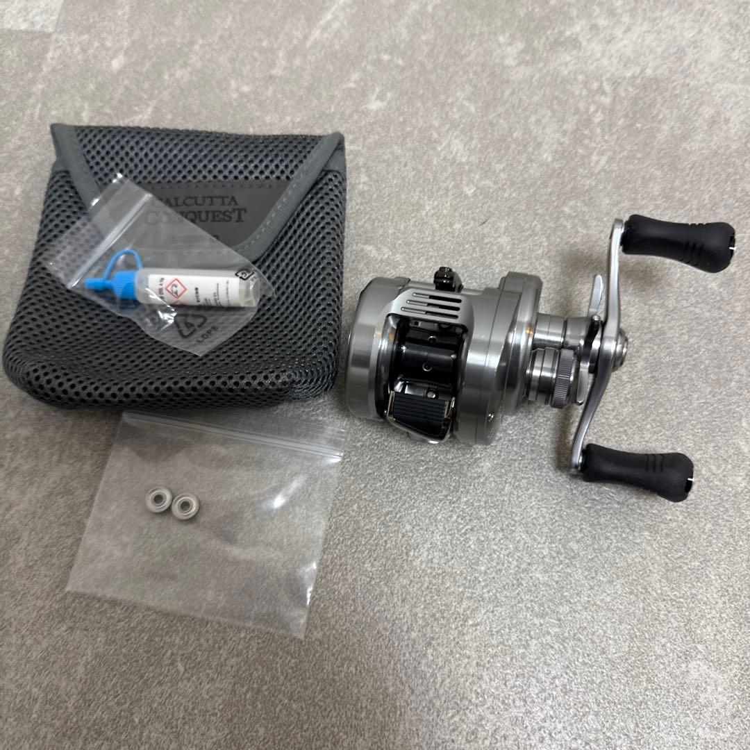 【美品】シマノ　20カルカッタコンクエスト　DC100　右ハンドル