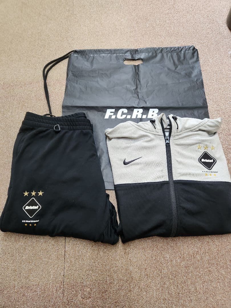 ブリストル　FCRB　ナイキ　NIKE　セットアップ　Lサイズ　早い者勝ち