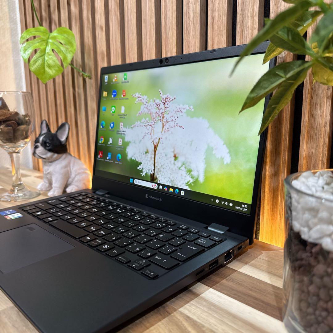 準美品2023年9月発売‼️dynabook☘️第12世代☘️16GB☘ノートパソコン
